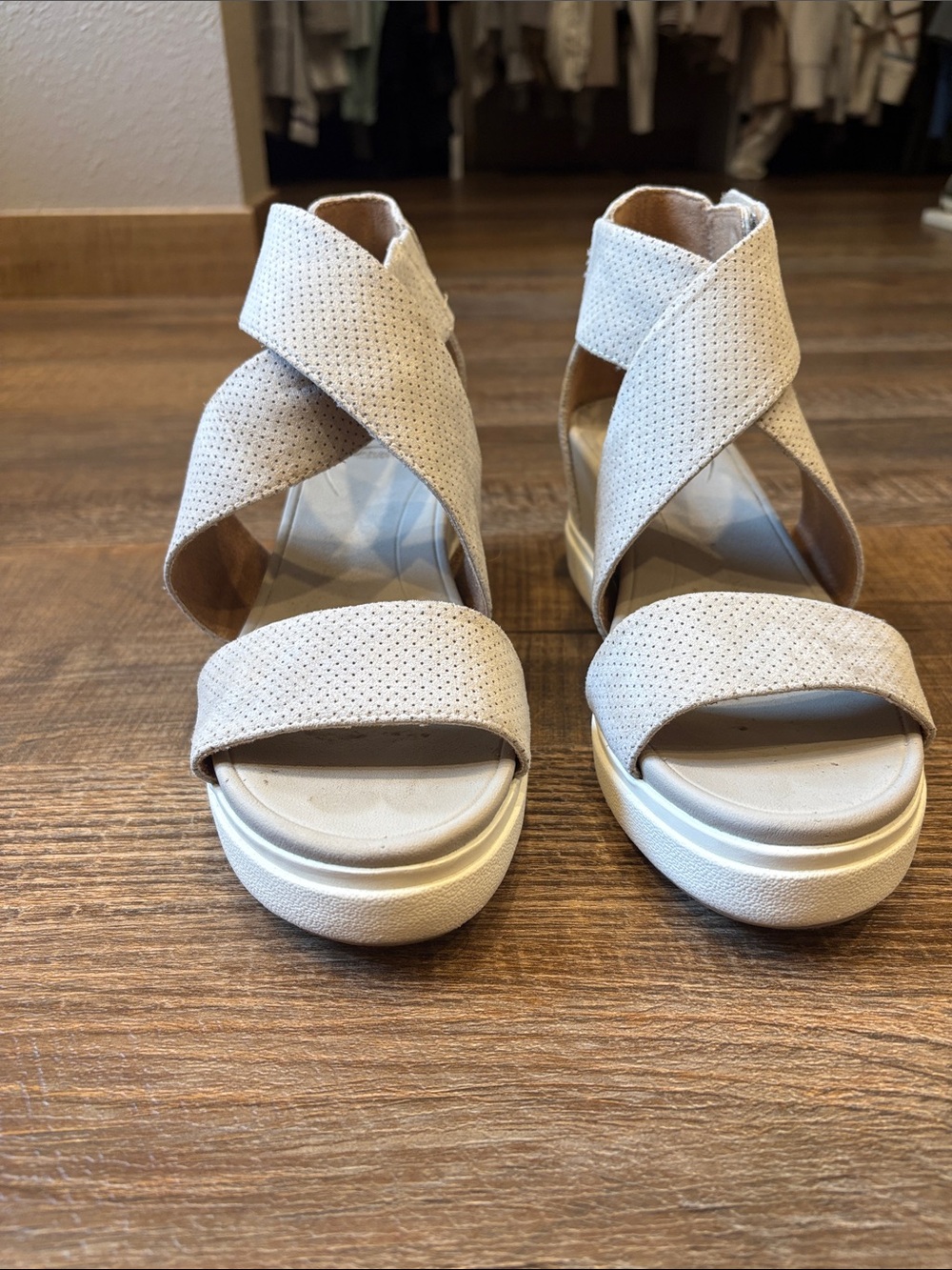 Dr. Scholl's Neutral Crisscross Wedge Sandals in Light Taupe